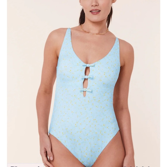 Andie The Mana One Piece LT Swimsuit blue Floral size M Tall NWT - Picture 1 of 9